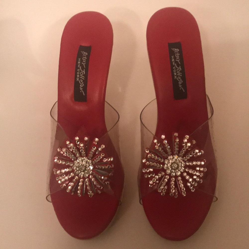 BRAND NEW Betsey Johnson NY Starburst Shoes NIB 7